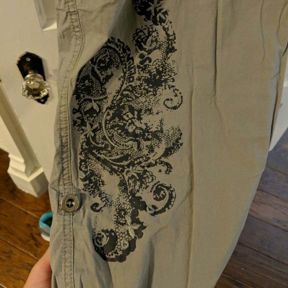 Pants - Picture 2 of 3